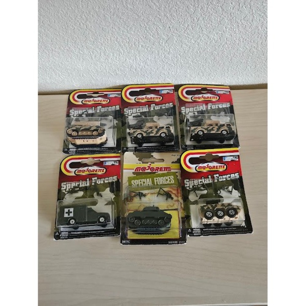 Majorette Special Forces Diecast Military Vehicle Lot of 6 NIB Series 220 Tanks